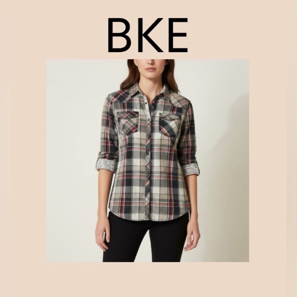 BKE Plaid Button-Up Shirt Size Medium